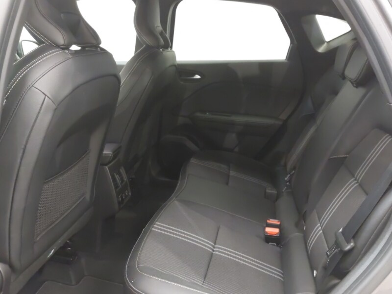 Used Renault Captur 2023 for sale - 77573425: Photo 6