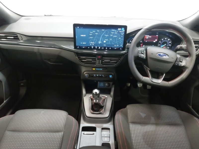 Used Ford Focus 2023 for sale - 76543401: Photo 2