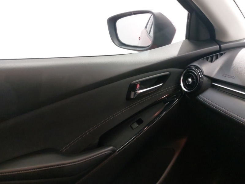 Used Mazda Mazda2 2017 for sale - 77208940: Photo 16