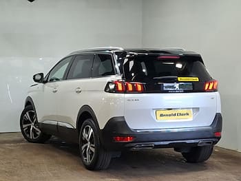 Used Peugeot 5008 2023 for sale - 79675131: Photo