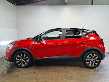 Used Renault Captur 2023 for sale - 79360851: Photo
