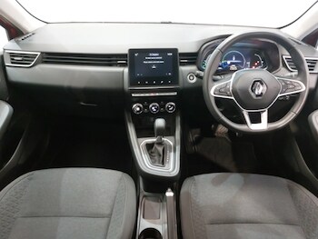 Used Renault Clio 2023 for sale - 79557743: Photo