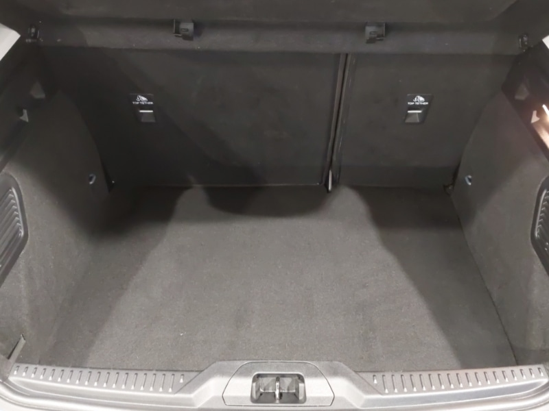 Used Ford Focus 2023 for sale - 76737063: Photo 8