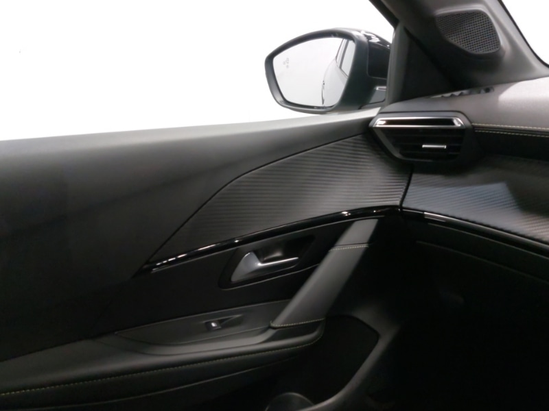 Used Peugeot 208 2021 for sale - 77012625: Photo 16