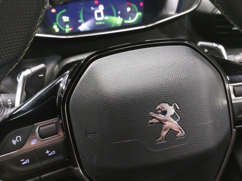 Used Peugeot 208 2021 for sale - 77012625: Photo 17