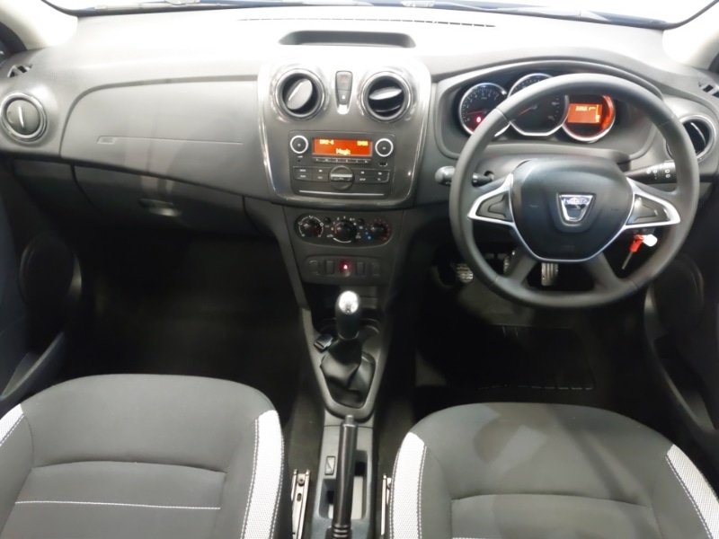 Used Dacia Sandero Stepway 2019 for sale - 77108250: Photo 2