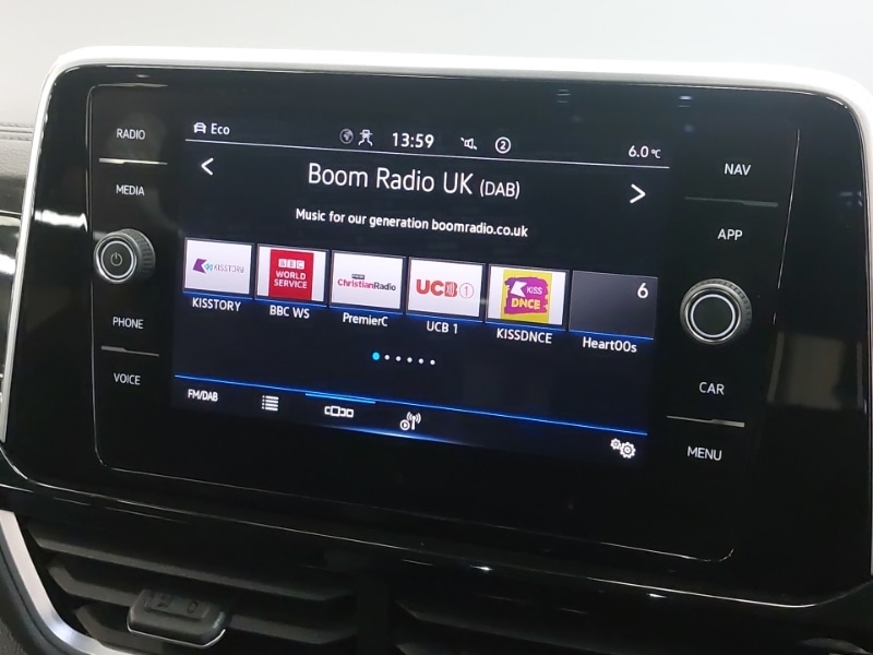 Used Volkswagen T-Roc 2023 for sale - 77922458: Photo 14