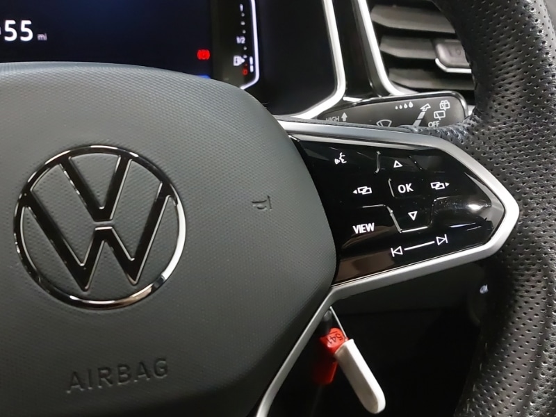 Used Volkswagen T-Roc 2023 for sale - 77922458: Photo 16
