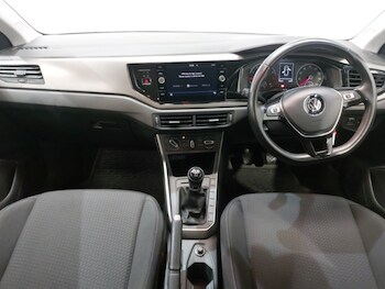 Used Volkswagen Polo 2019 for sale - 78567655: Photo