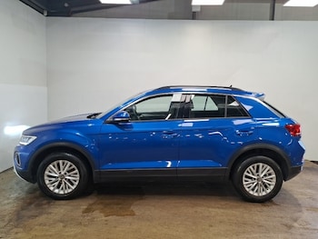 Used Volkswagen T-Roc 2022 for sale - 79126792: Photo