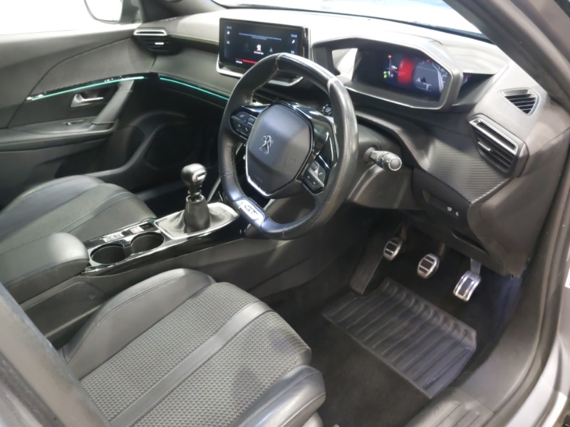 Used Peugeot 2008 2020 for sale - 76721396: Photo 18