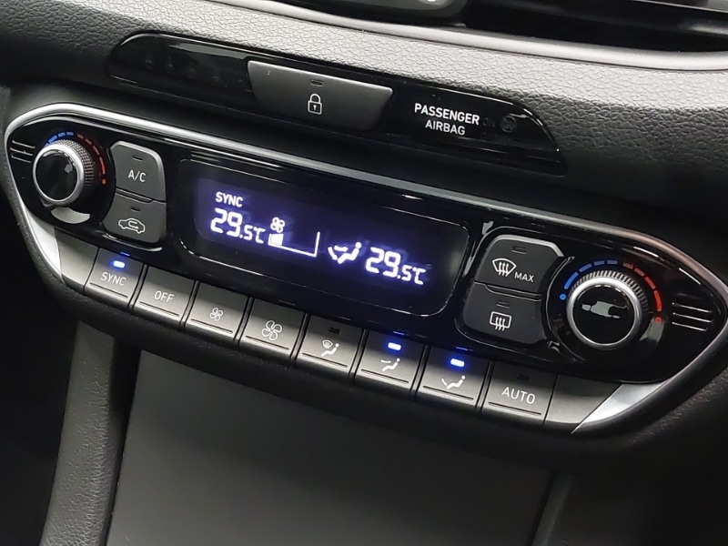 Used Hyundai i30 2023 for sale - 76947435: Photo 13