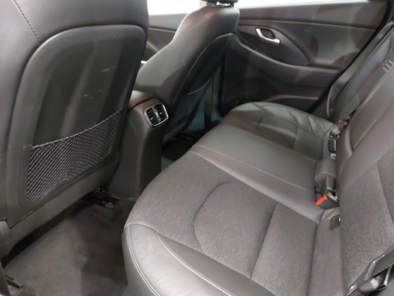 Used Hyundai i30 2023 for sale - 76947435: Photo 6