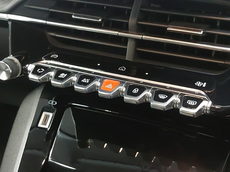Used Peugeot 208 2024 for sale - 76055158: Photo 13