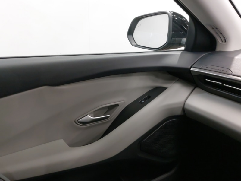 Used Ford Explorer 2025 for sale - 76721403: Photo 15