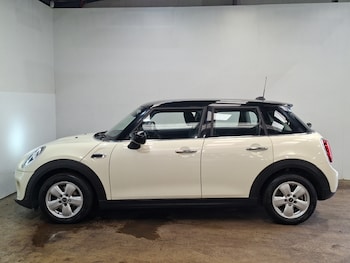 Used MINI Hatch 2019 for sale - 79175983: Photo