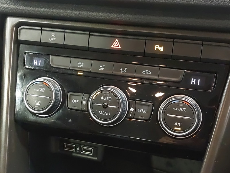 Used Volkswagen T-Roc 2019 for sale - 77623508: Photo 13