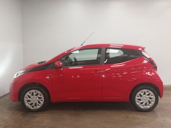 Used Toyota AYGO 2021 for sale - 78146858: Photo