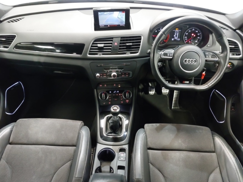 Used Audi Q3 2018 for sale - 77410079: Photo 2