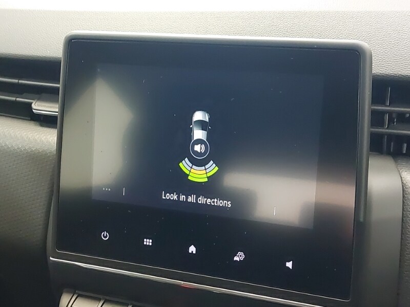 Used Renault Clio 2022 for sale - 78093746: Photo 17