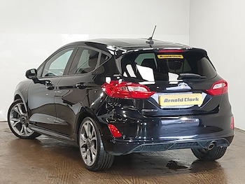 Used Ford Fiesta 2020 for sale - 78041142: Photo