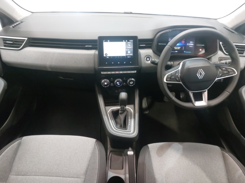 Used Renault Clio 2025 for sale - 77596443: Photo 2
