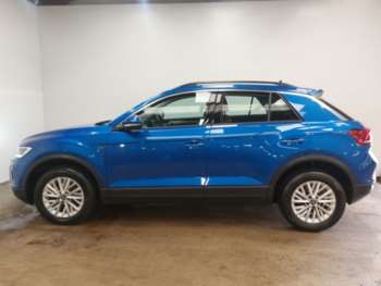 Used Volkswagen T-Roc 2023 for sale - 74944141: Photo