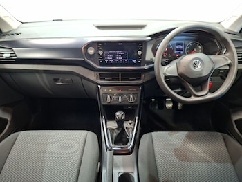 Used Volkswagen T-Cross 2020 for sale - 79610524: Photo