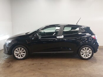 Used Renault Clio 2025 for sale - 77265440: Photo