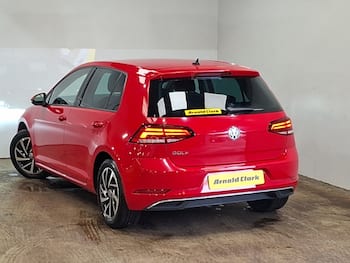 Used Volkswagen Golf 2019 for sale - 79718575: Photo