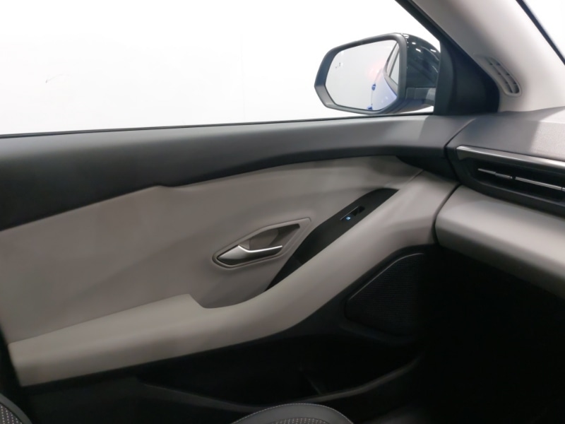 Used Ford Explorer 2025 for sale - 76713632: Photo 16