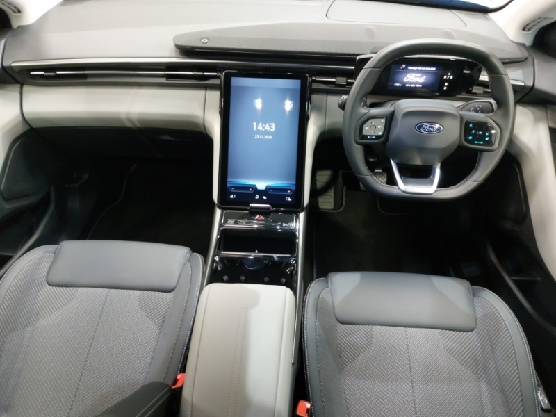 Used Ford Explorer 2025 for sale - 76713632: Photo 2