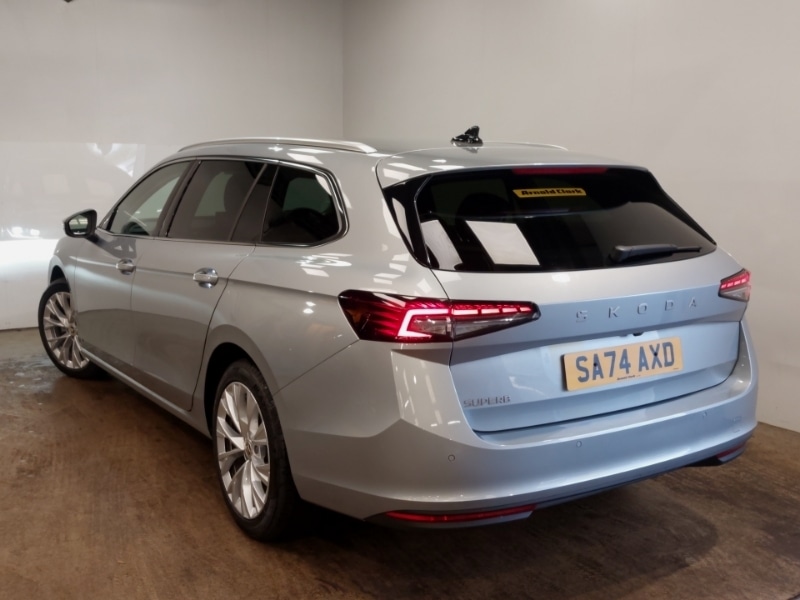 Used Skoda Superb 2024 for sale - 76533056: Photo 3