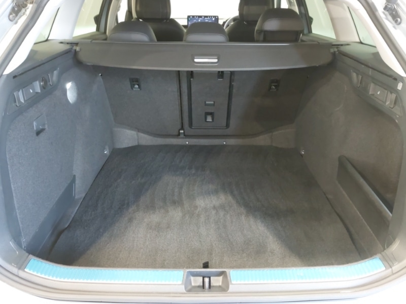 Used Skoda Superb 2024 for sale - 76533056: Photo 8