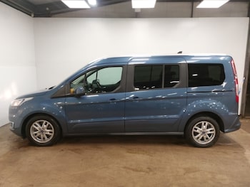 Used Ford Grand Tourneo Connect 2020 for sale - 77234815: Photo