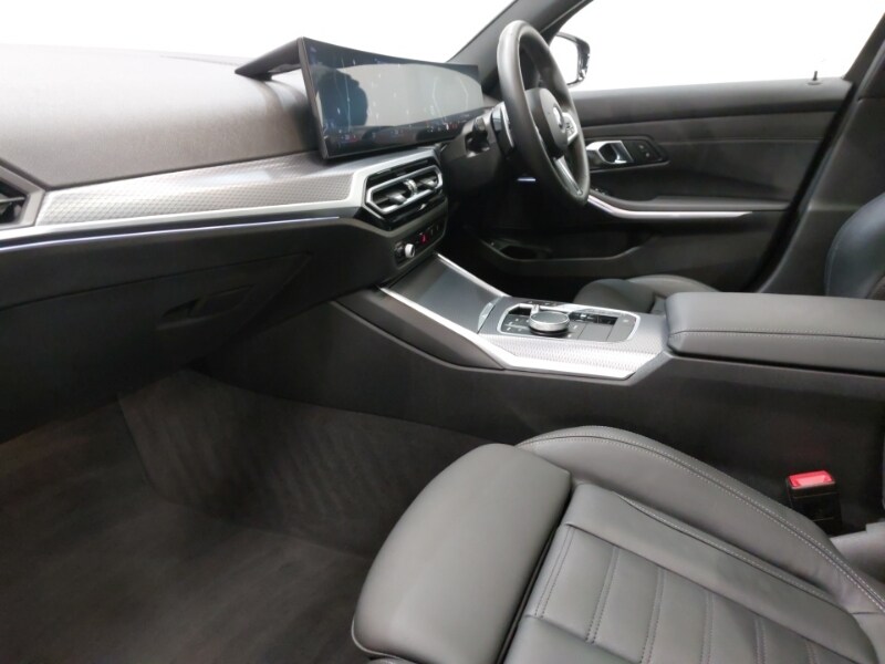 Used BMW 3 Series 2024 for sale - 77999942: Photo 5