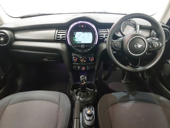 Used MINI Hatch 2018 for sale - 77318761: Photo