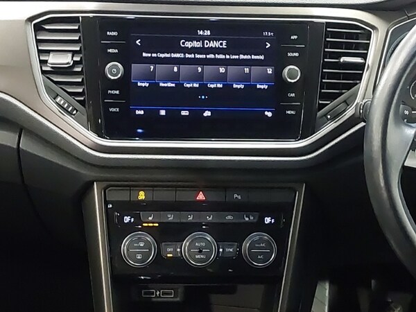 Used Volkswagen T-Roc 2018 for sale - 76238083: Photo 10
