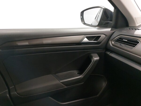 Used Volkswagen T-Roc 2018 for sale - 76238083: Photo 16