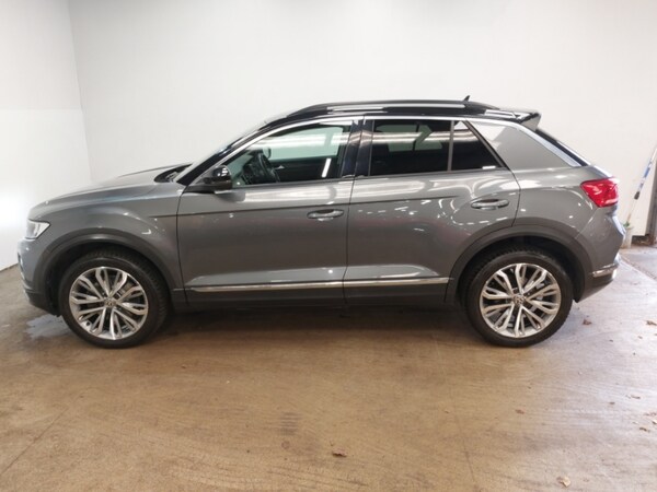 Used Volkswagen T-Roc 2018 for sale - 76238083: Photo 4
