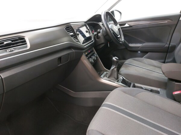 Used Volkswagen T-Roc 2018 for sale - 76238083: Photo 5