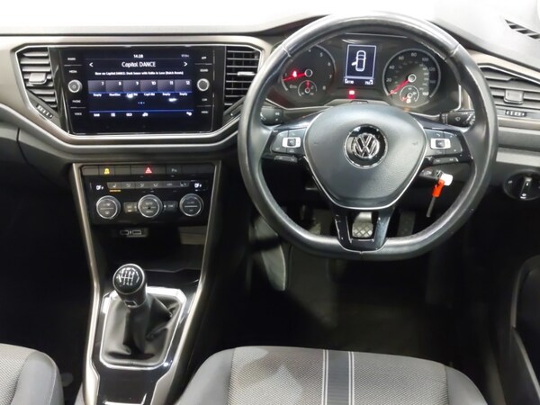 Used Volkswagen T-Roc 2018 for sale - 76238083: Photo 7