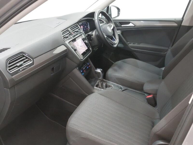 Used Volkswagen Tiguan Allspace 2023 for sale - 77947704: Photo 5