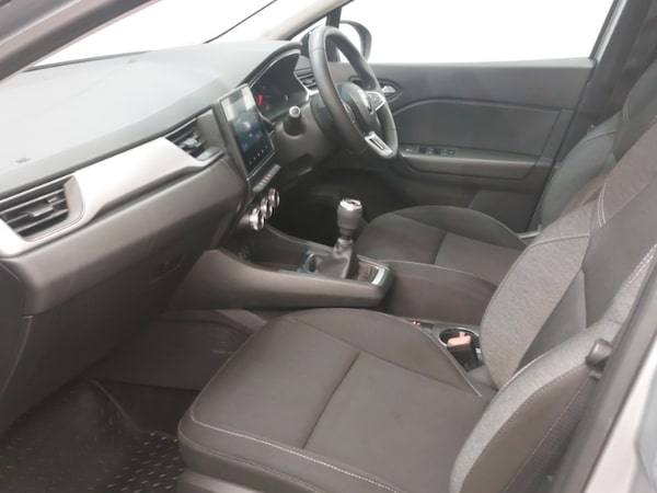 Used Renault Captur 2020 for sale - 76221236: Photo 5