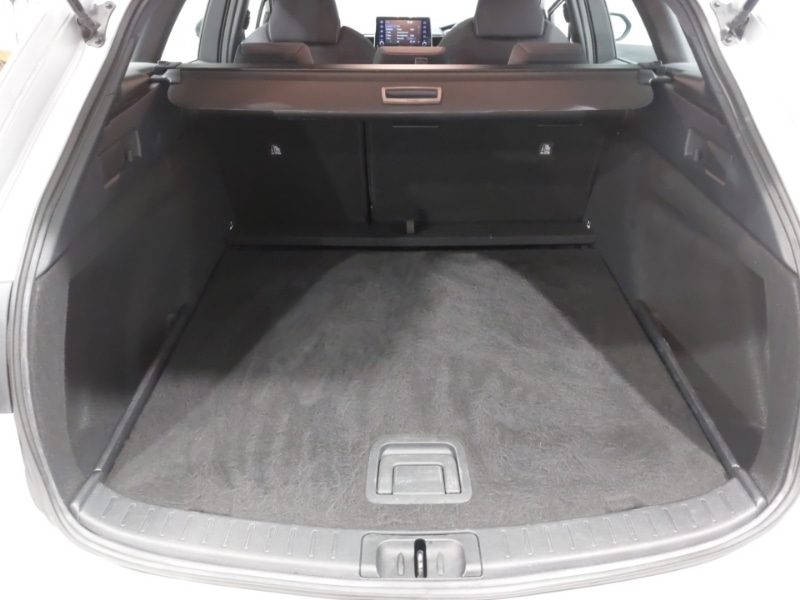 Used Toyota Corolla 2019 for sale - 76560621: Photo 8