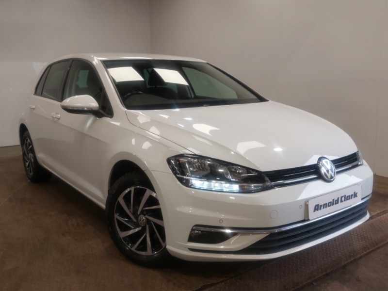 Used Volkswagen Golf 2019 for sale - 76365700: Photo 1