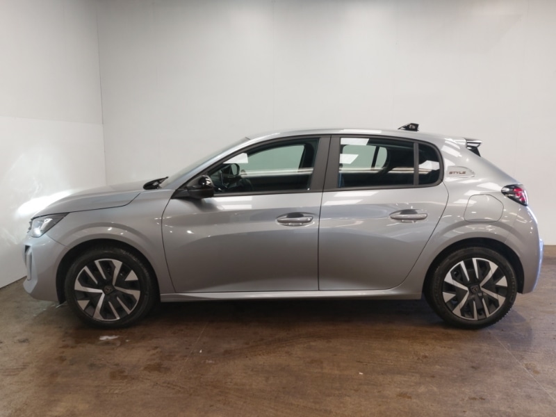 Used Peugeot 208 2025 for sale - 77922430: Photo 4