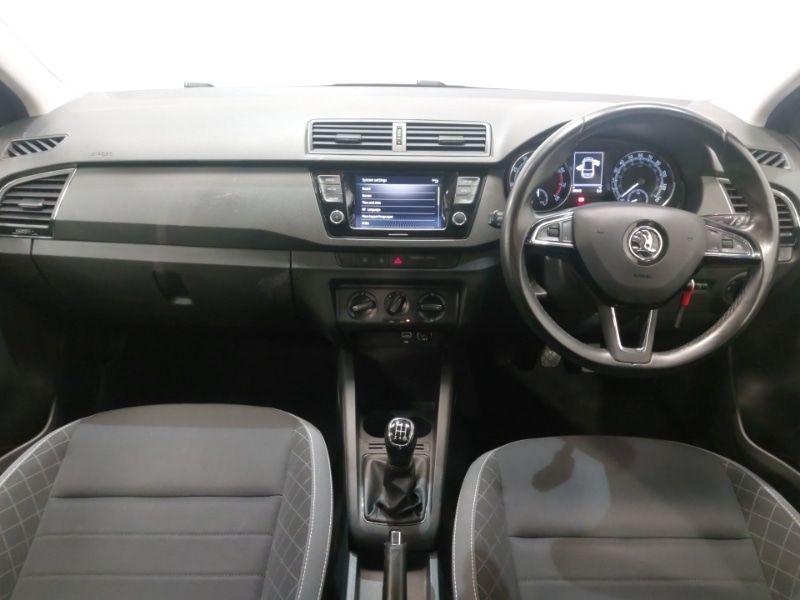 Used Skoda Fabia 2020 for sale - 76666352: Photo 2