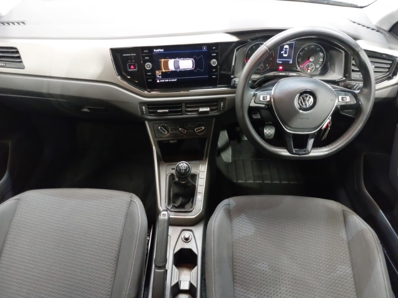 Used Volkswagen Polo 2020 for sale - 76699935: Photo 2