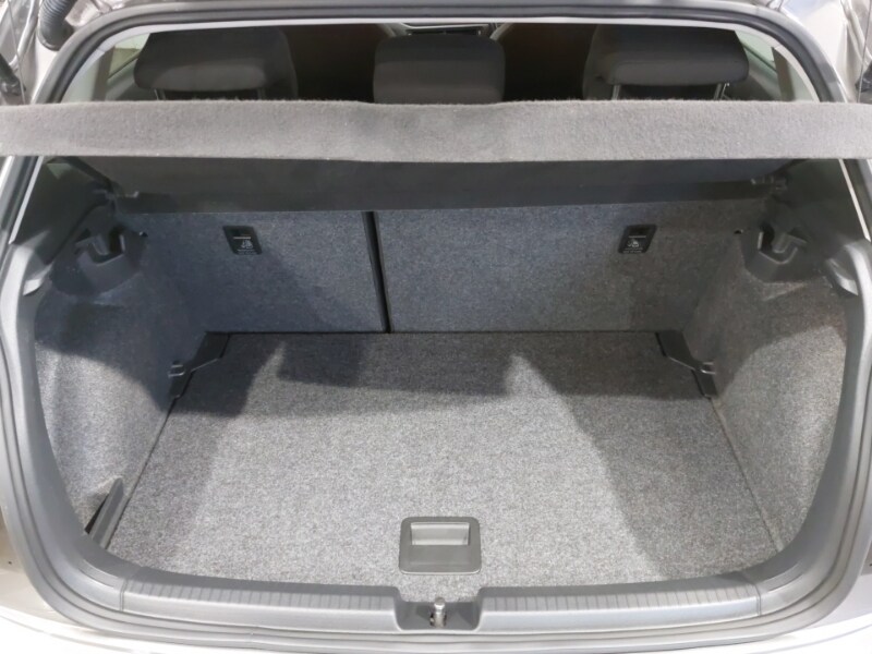 Used Volkswagen Polo 2020 for sale - 76699935: Photo 8